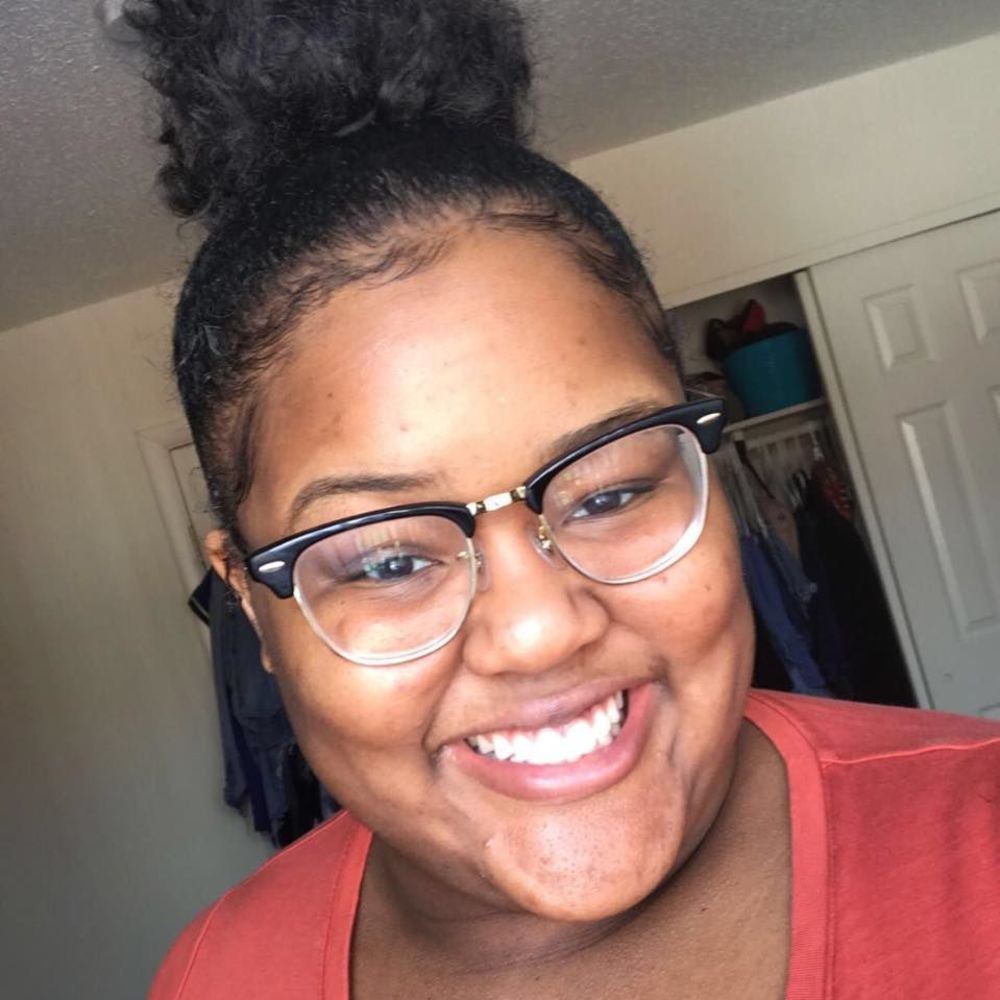 Meet your Posher, Mariama